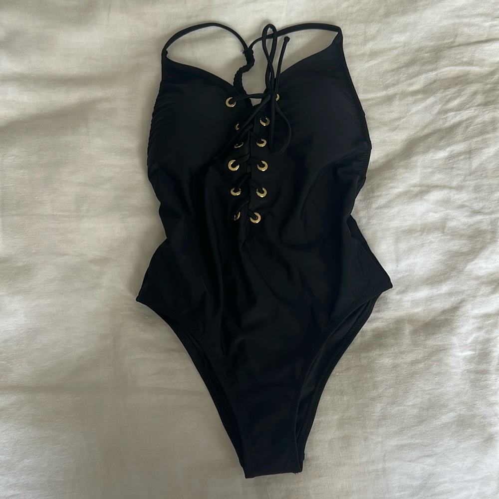 ABERCROMBIE ONE PIECE SWIMSUIT